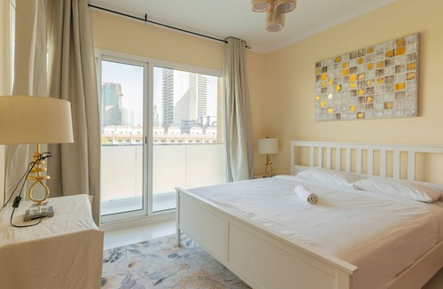 Dubai Villa | Beautiful villa with beautiful space for family and suitable for holding parties