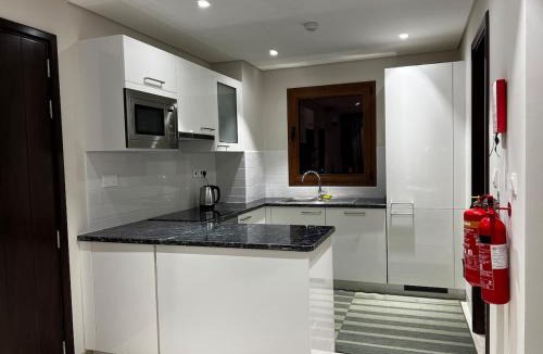 As Sifah House | Beiruty House -Elegant Family Seaside Villa
