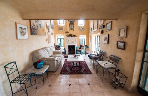 Tabaqat Fahl Bed & Breakfast | Beit Al Fannan