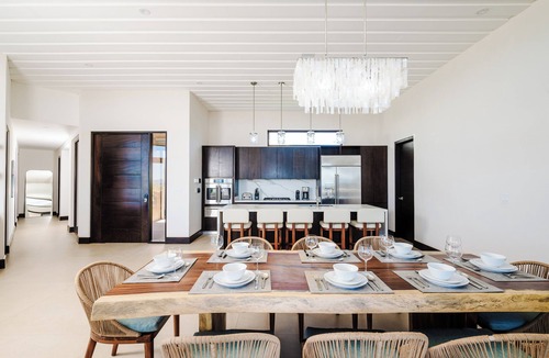 Tamarindo Villa | Bella Vida | Luxury Oceanview Villa w/Breakfast, gym, sauna & Concierge