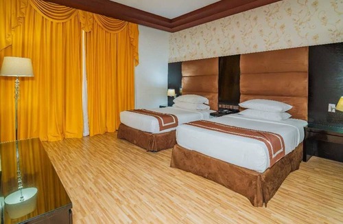 Ras Al Khaimah Hotel | Belvilla Mangrove Waterfront Suites, Ras Al Khaimah
