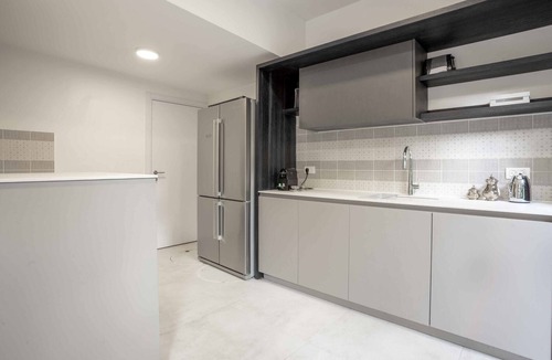 Tel Aviv Apartment | Ben Yehouda Jonquille