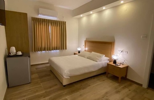 Tiberias Hotel | Berger Ultra Orthodox Hotel