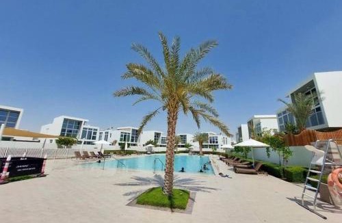 Dubai Apartment | Best Offer in Dubai hotel apartment damac hills 2