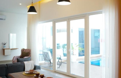 Bimmah Ski Chalet | Bimmah Chalet Close to the Beach
