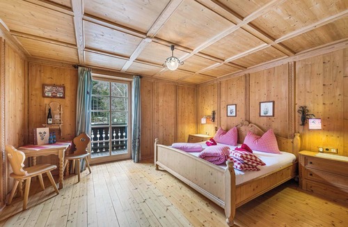 Altaussee Bed & Breakfast | Blaa Alm | Triple | Breakfast | Balcony | Sauna