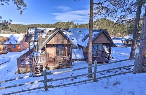 Rapid City House | Black Hills Cabin w/Hot Tub: 11 Mi to Mt Rushmore