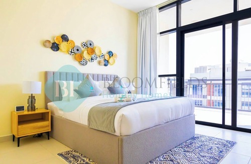 Al Raha Beach Apartment | Bloomfields 1BR Canal The View Raha Beach