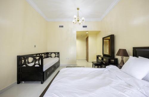 Al Kubus Apartment | Bloomfields 2BR+Maid in Mina Fajer - Fujairah