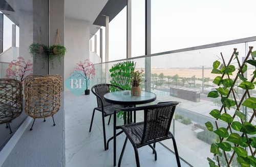 Abu Dhabi Apartment | Bloomfields Relaxing STU in Oasis Masdar City