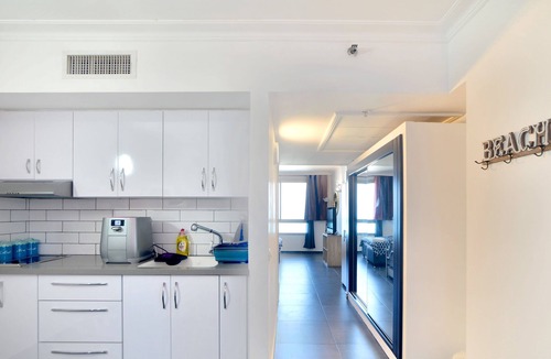 Haifa Apartment | Blue Beach Apartment