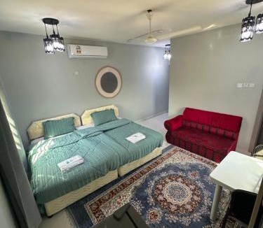 Al Hamra Bed & Breakfast | Blue star inn