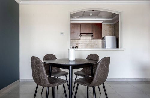 Business Bay Apartment | Blueground | Business Bay, pool, nr Dubai Canal