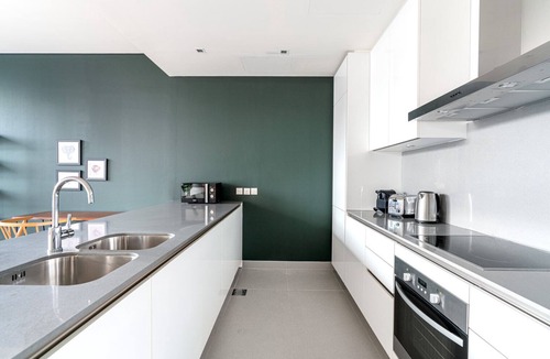 Al Wasl Apartment | Blueground | City Walk, pool, nr Park
