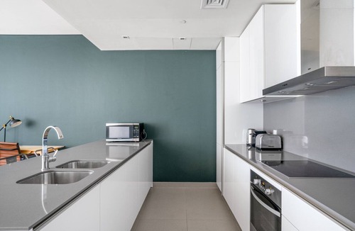 Al Wasl Apartment | Blueground | City Walk, pool, nr park