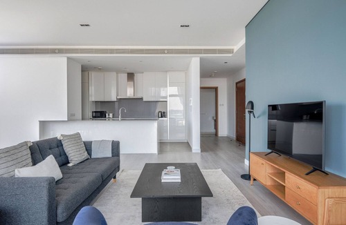 Al Wasl Apartment | Blueground | City Walk, pool, nr City Park