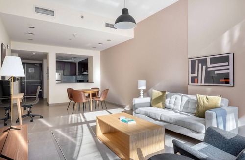 Jadaf Apartment | Blueground | Jaddaf Waterfront, pool, nr Dubai Creek