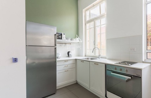 Tel Aviv City Center Apartment | Blueground | Nahalat Byniamin, Exquisite (TLV-55)