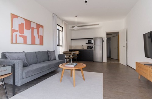 Old North Apartment | Blueground | Old North, New Building, Balcony (TLV-43)