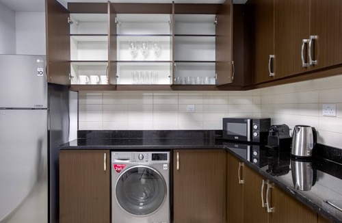 Trade Center Apartment | Blueground | Trade Centre 1, pool, nr Dubai Mall