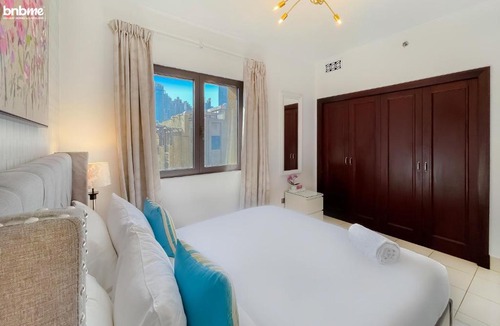 Downtown Dubai Apartment | bnbme - Yansoon