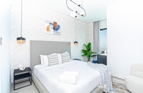 Jumeirah Beach Residence Apartment | bnbmehomes - Address Beach Resort