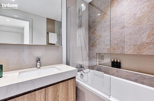 Za'abeel 2 Apartment | bnbmehomes - Downtown Views II