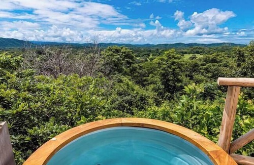 Matapalo House | Bohemian Chic Tree House with magical views