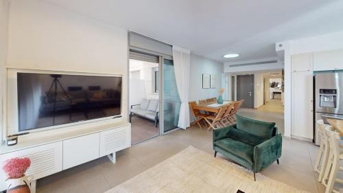Hod HaSharon Apartment | Boutique apartment for families and friends