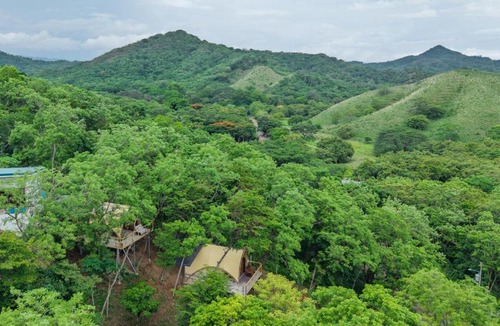 La Cruz Other | Boutique Safari #1