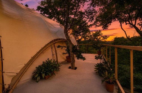 La Cruz Other | Boutique Safari #2