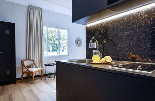 Florentin Apartment | Brand New Bauhaus Living with Roof Top 14