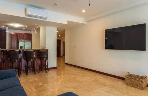 Barrio Los Faroles Apartment | BreakWater Point Condo. Ocean Front.