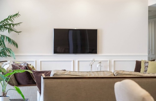 Jumeirah Beach Residence Apartment | Breathtaking Views from this Apt for 7 by the Sea