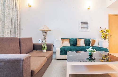 Jadaf Apartment | Bright 2-bedroom apartment in Dubai water front creek harbour view