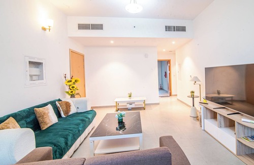 Jadaf Apartment | Bright 2-bedroom apartment in Dubai water front creek harbour view