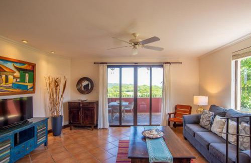 Brasilito House | Bright and cozy 3BR Condo - Bougainvillea - Reserva Conchal Golf Resort