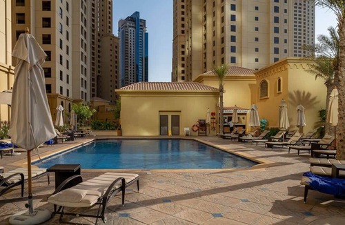 Jumeirah Beach Residence Apartment | Bright and Spacious 1BR in the Heart of JBR!