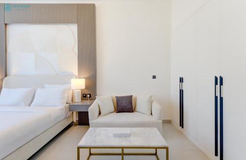 Dubai Apartment | Bright & Luxury Studio with Balcony in Al Furjan