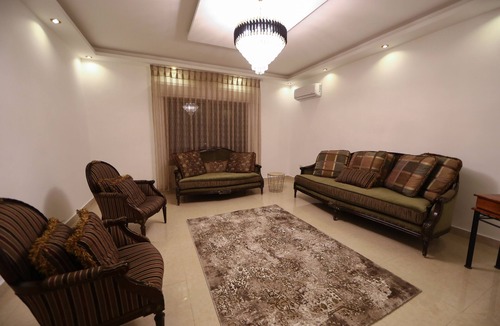 Amman Apartment | BRIGHT, NEWLY FURNISHED, AND FULLY EQUIPPED 3BR *dynamic location*
