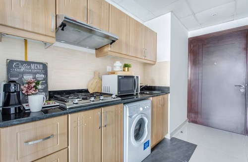 Dubai Sports City Apartment | Bright Studio in Dubai Sports City!