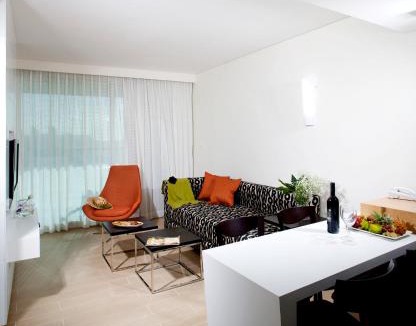 Ashdod Hotel | Brown Seaside Ashdod