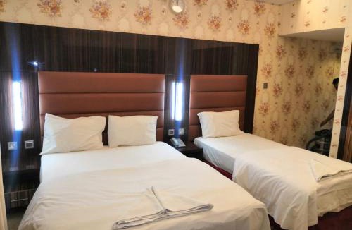 Naif Hotel | BURJ NAHAR HOTEL L.L.C