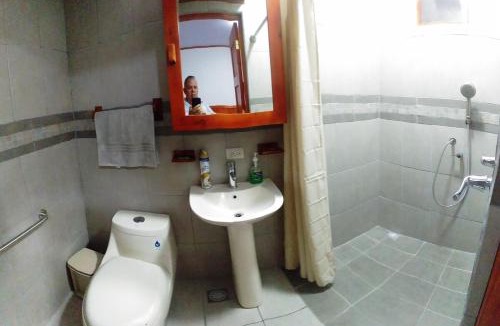 Cartago House | Cabaña cerca del TEC