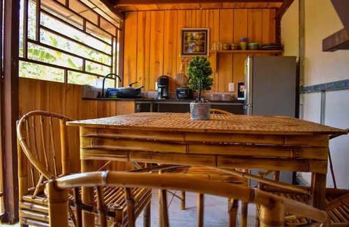 Baru Cabin | Cabaña Secuoya Makambu near beaches and Nauyaca.