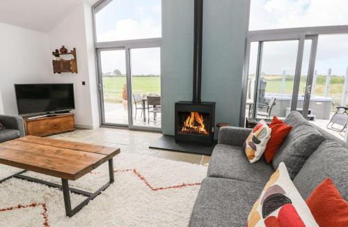 Pentraeth House | Cae Sam