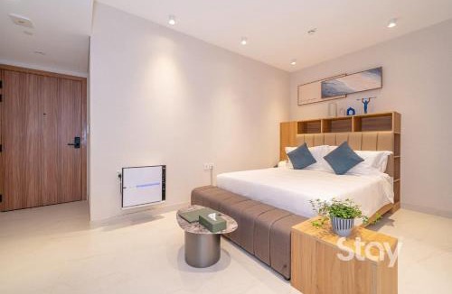 Jumeirah Village Triangle Apartment | Calm Wellness Studio with Free Massage JVT