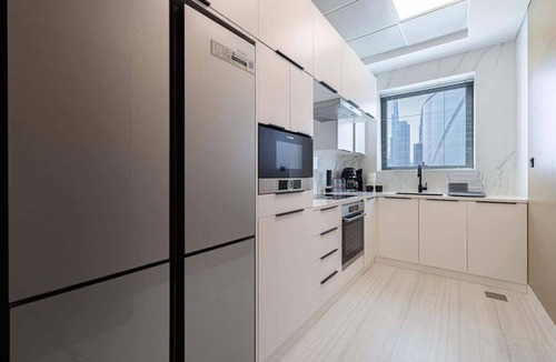 Business Bay Apartment | Canal Vista, Luxury 2BR in Business Bay
