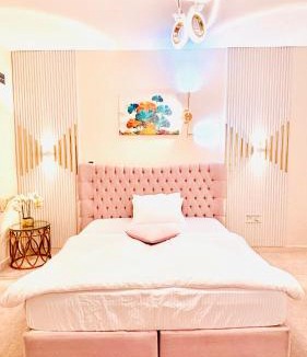 Ajman Apartment | Canel View Holiday Home with Parking