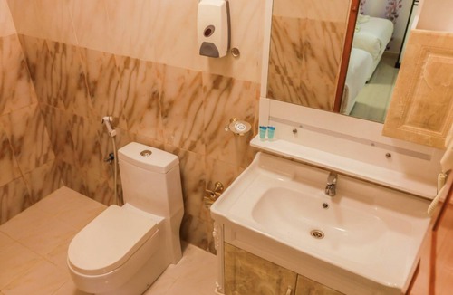 Bidiya Hotel | Capital O 141 Golden Rays Hotel